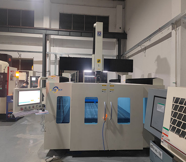 HSR-DR2040T-5S 5 axis CNC Router machine for Aramid honeycomb special-shaped processing of aviation composite materials